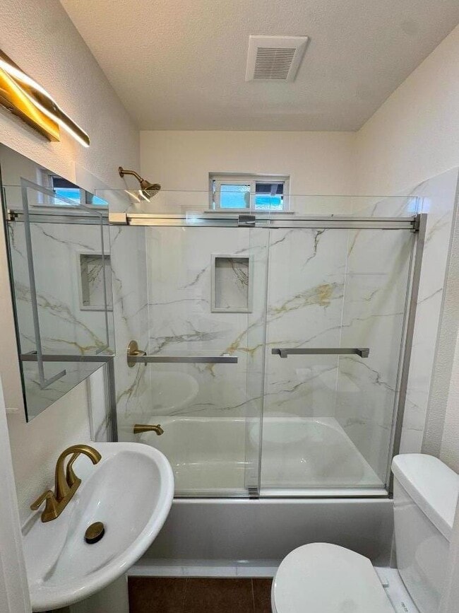 Foto del edificio - 961 S 7th St