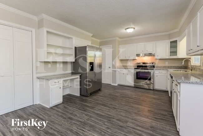 Foto del edificio - 6021 Woods Edge Ln