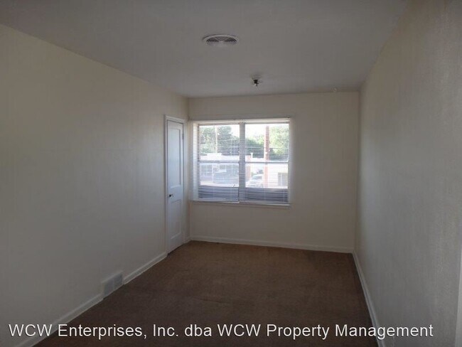 Building Photo - 1 br, 1 bath House - 4005 SW 21st - Unit 1