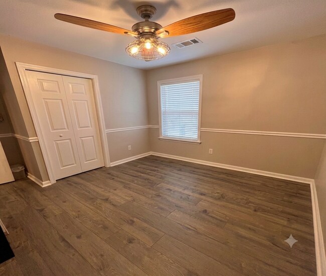 Building Photo - 6314 Meadow Glade Ln