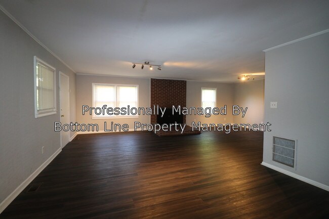 Foto del edificio - 1335 Orvis St