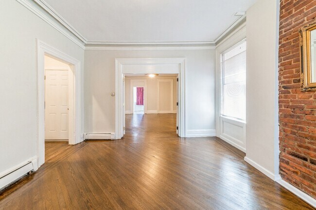 Building Photo - 357 Pacific Ave