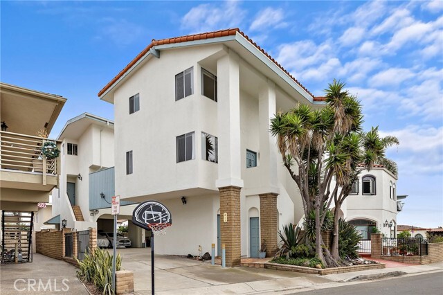 Foto del edificio - 415 Monterey Ln
