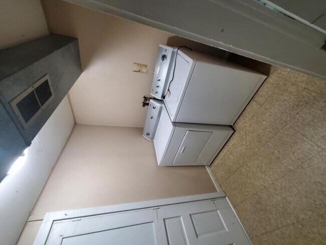 Foto del edificio - 515 North Cory St