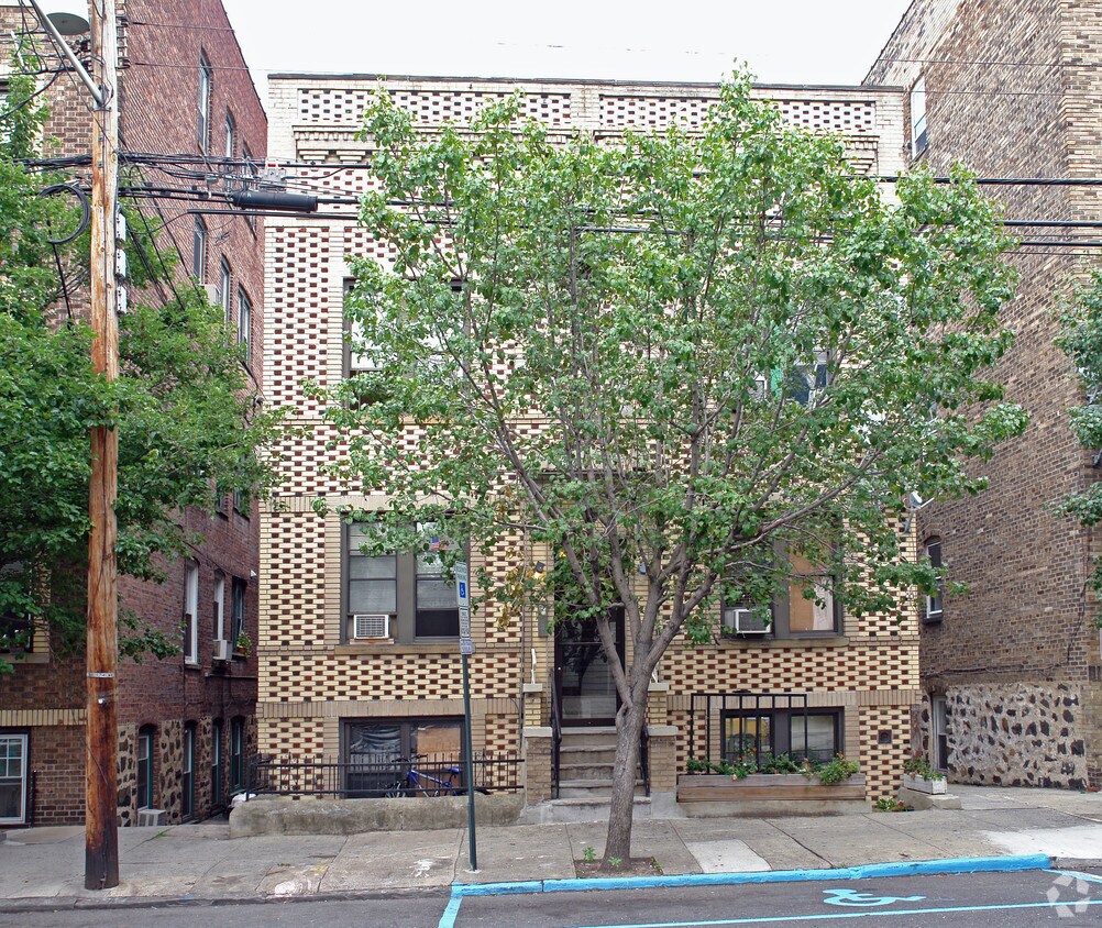 Foto del edificio - 124 74th St
