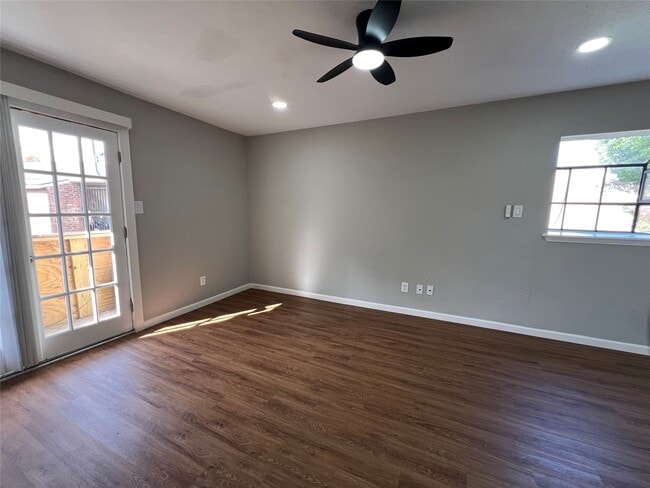 Foto del edificio - 10601 South Dr