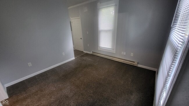 Building Photo - 520 Ruddle Ave