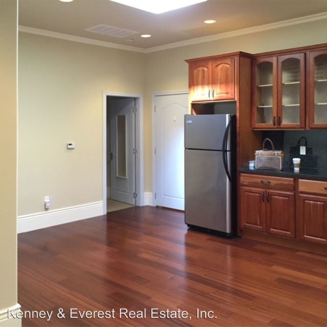 Building Photo - 1 br, 1 bath House - 738 Washington #7