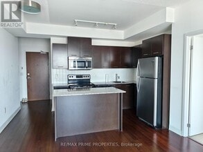 Building Photo - 360 Square One Dr