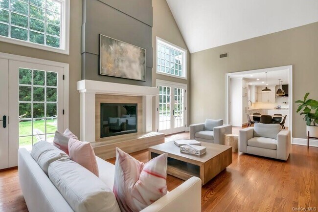 Foto del edificio - 50 Cloverhill Ln