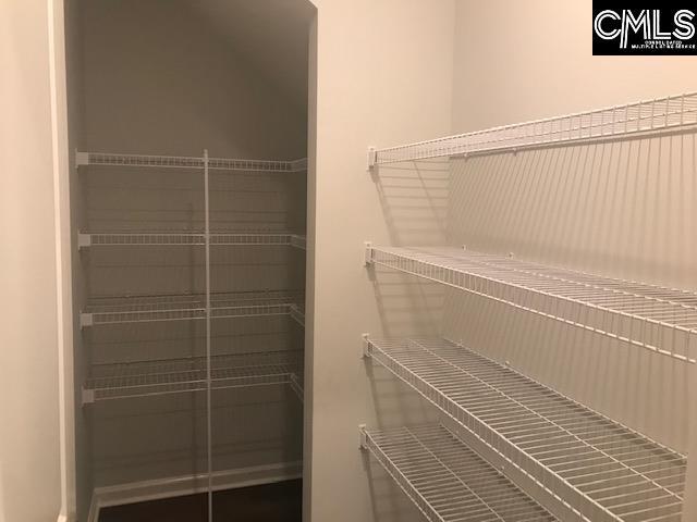 Foto del edificio - 1351 Tamarind Ln