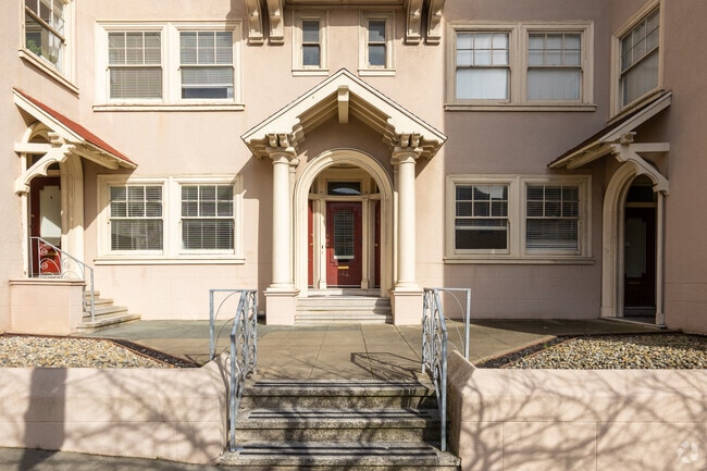 Entrance - 342 Spruce St