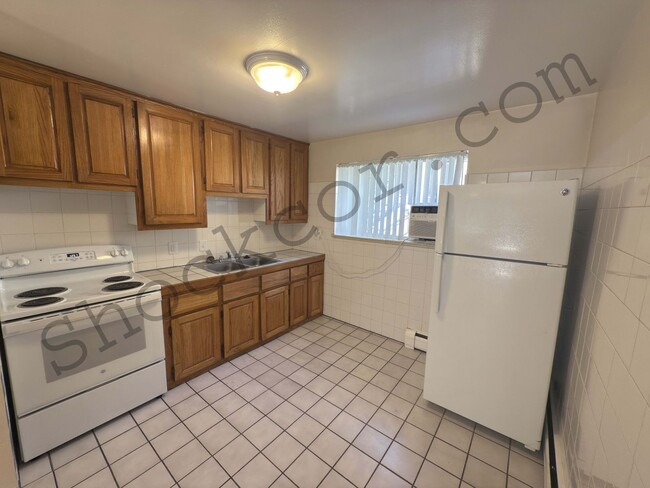 Interior Photo - 2150fran