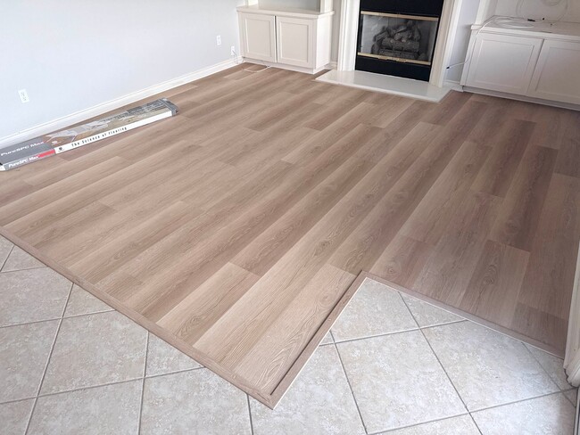 Building Photo - Pet-Friendly Hillside 4BR Home with New Flooring | Newbury Park