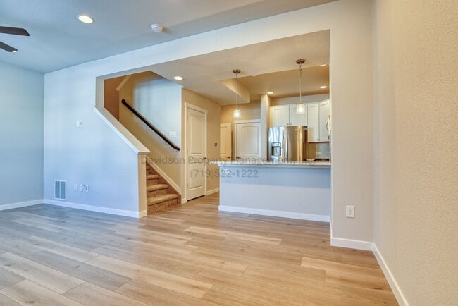 Building Photo - 3651 Moon River Dr