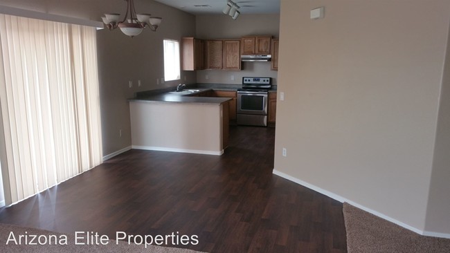 Building Photo - 11409 W Mountain View Dr