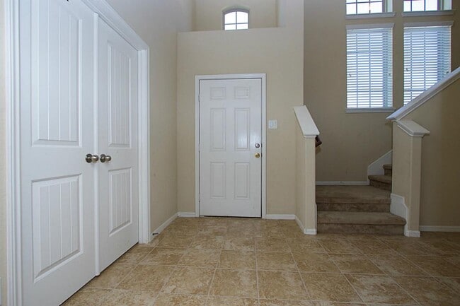 Building Photo - 9326 Limestone Ranch Ln