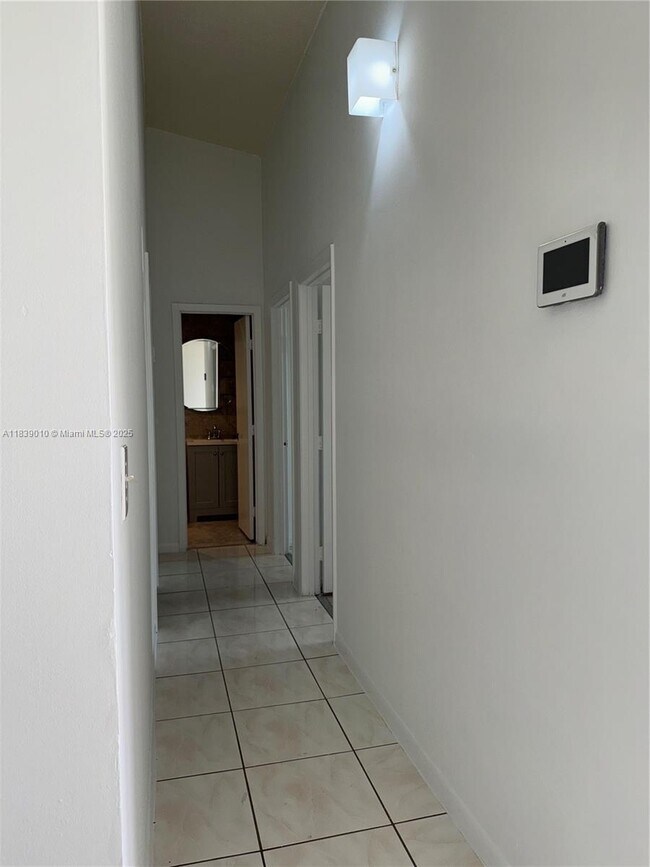 Foto del edificio - 6713 NW 188th Terrace