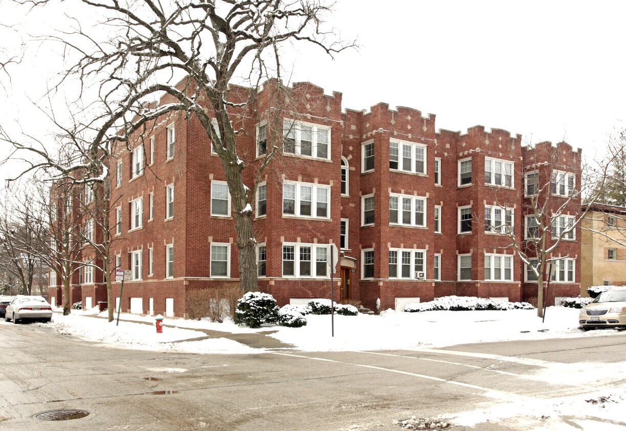 Building Photo - 548 Sherman Ave