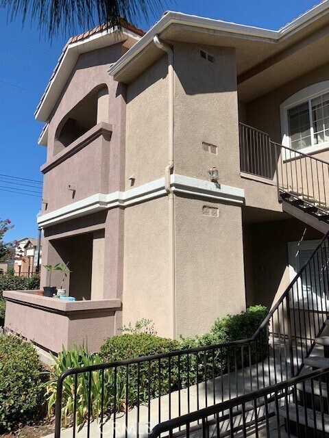 Primary Photo - 41410 Juniper St