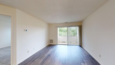 Interior Photo - Ridgewood