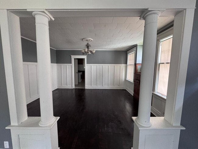 Photo - 422 S 1st St Apartment