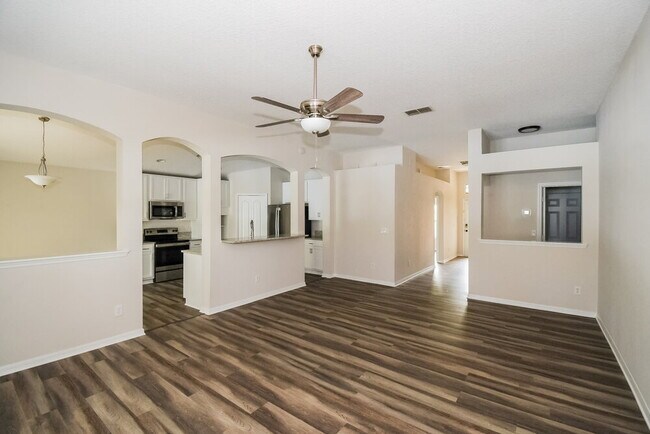 Foto del edificio - 10220 Rising Mist Ln