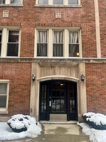 Foto del edificio - 1657 W Pratt Blvd