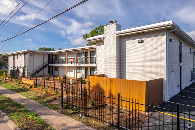 Foto del edificio - Gaston Corners