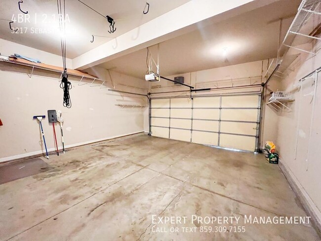 Building Photo - 3217 Sebastian Ln