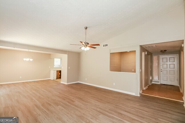 Building Photo - 8178 Winewood Way