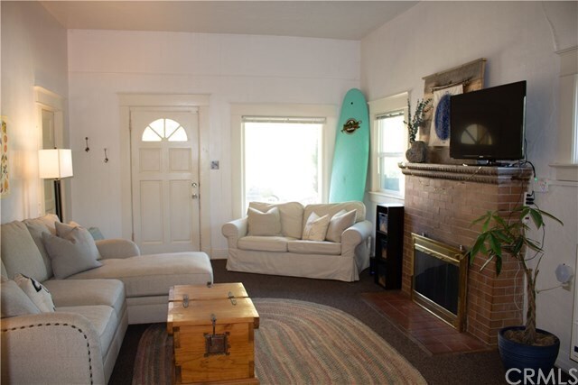 Building Photo - 1367 Higuera St