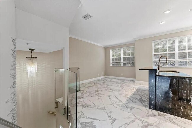 Foto del edificio - 1437 Harbour Walk Rd