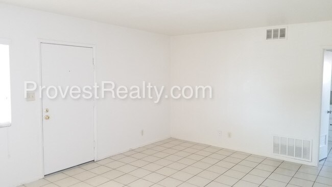 Foto del edificio - 20744 Thunderbird Rd