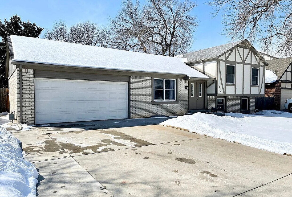 Foto principal - 3270 E 128th Pl