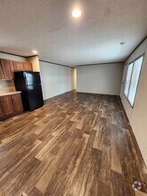 Building Photo - 2803 Viewfield Ln