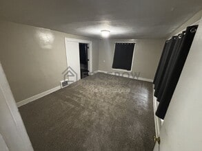 Building Photo - 1263 College Ave NE