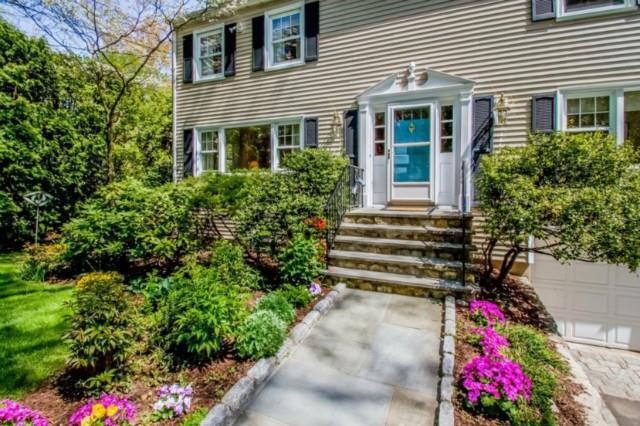 Foto del edificio - 65 Lockwood Ln