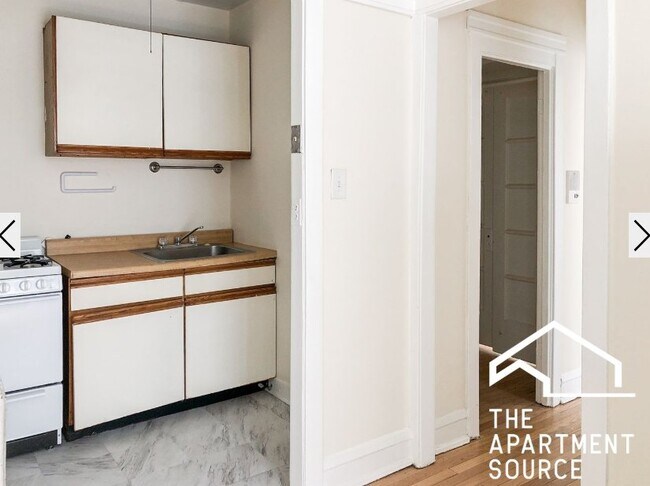 Foto del edificio - 518 W Cornelia Ave