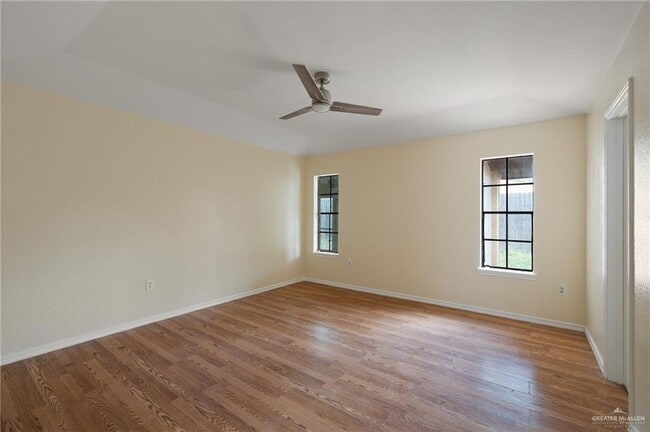 master - 3104 Goldcrest Ave