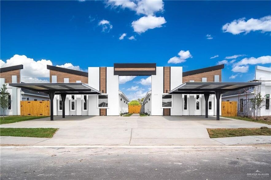 Foto principal - 608 N Onyx Ave