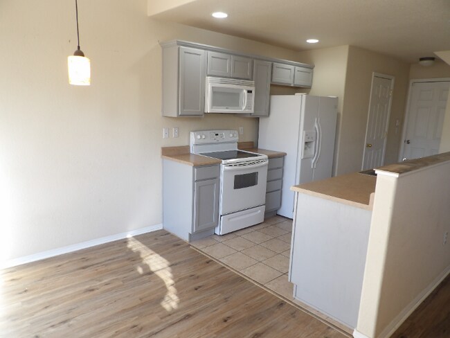 Building Photo - 3812 Packers Point