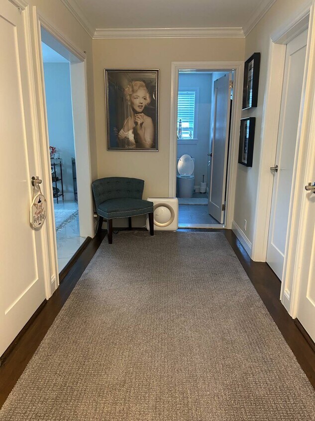 Foto principal - 260 Eastchester Rd