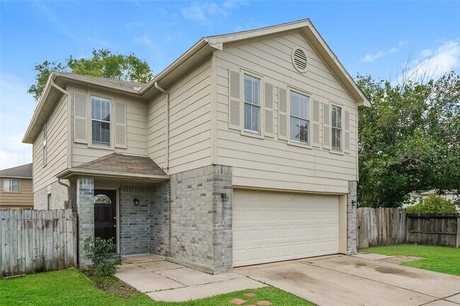Foto del edificio - 8919 Wildspruce Dr