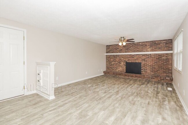 Building Photo - 150 Caraway Dr
