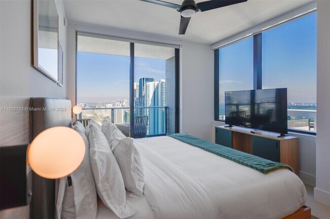 Foto del edificio - 159 NE 6th St