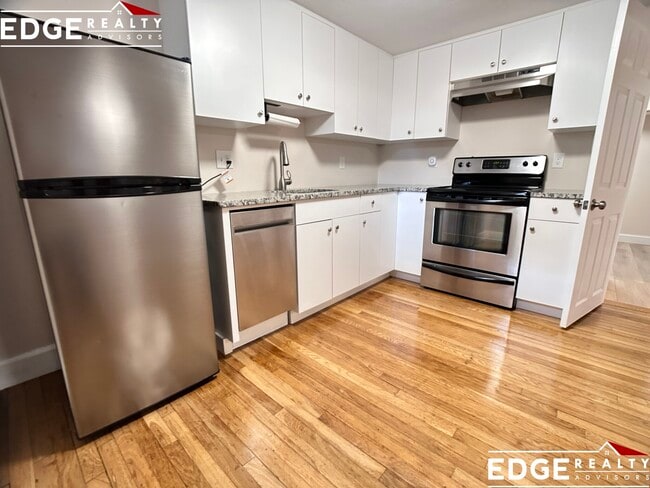 Photo - 10 E Boulevard Rd Apartment