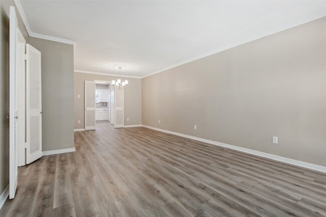 Building Photo - 7440 Walling Ln