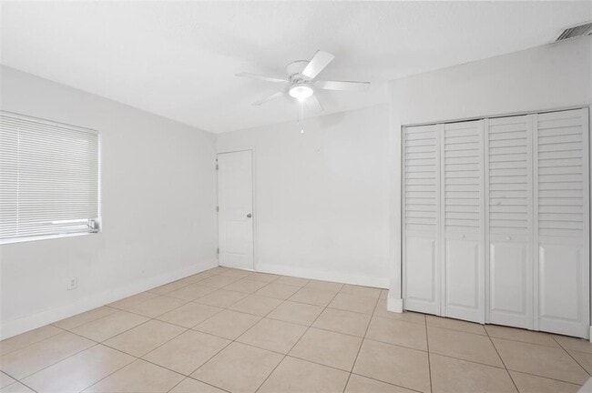 Building Photo - 700 SW 67th Ave