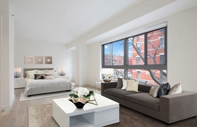 Building Photo - Spacious Alcove Studio